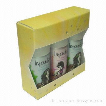 Paper box with window, made of paper